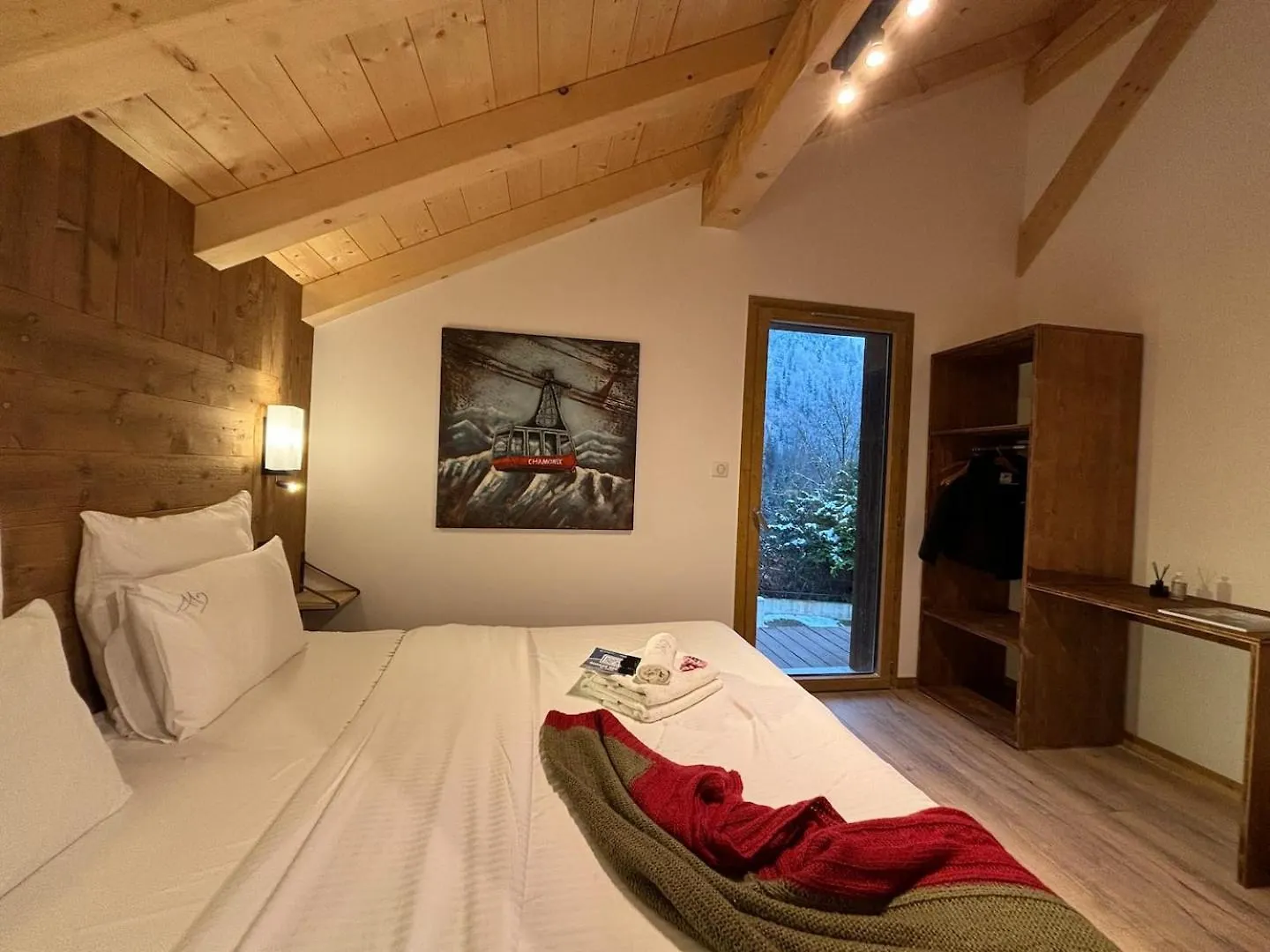 샬레 Chalets, Les Crozats 몽트리옹