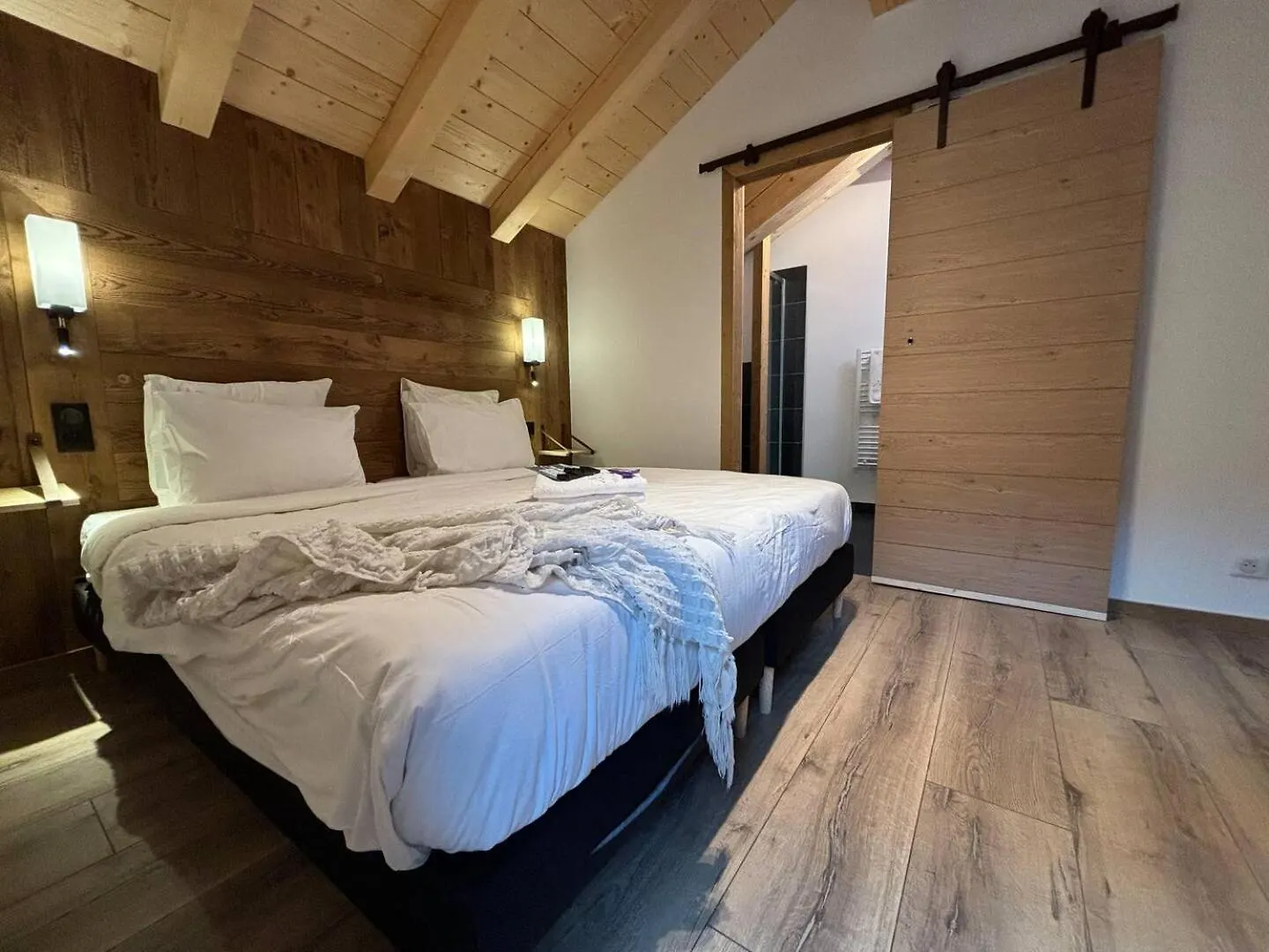 Chalets, Les Crozats 몽트리옹 0*,